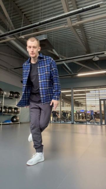 Shuffle dance tutorial - Как научиться танцевать Шаффл (обучение танцу) смотреть онлайн