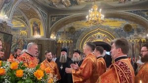 "Христос Воскресе!" - на разных языках