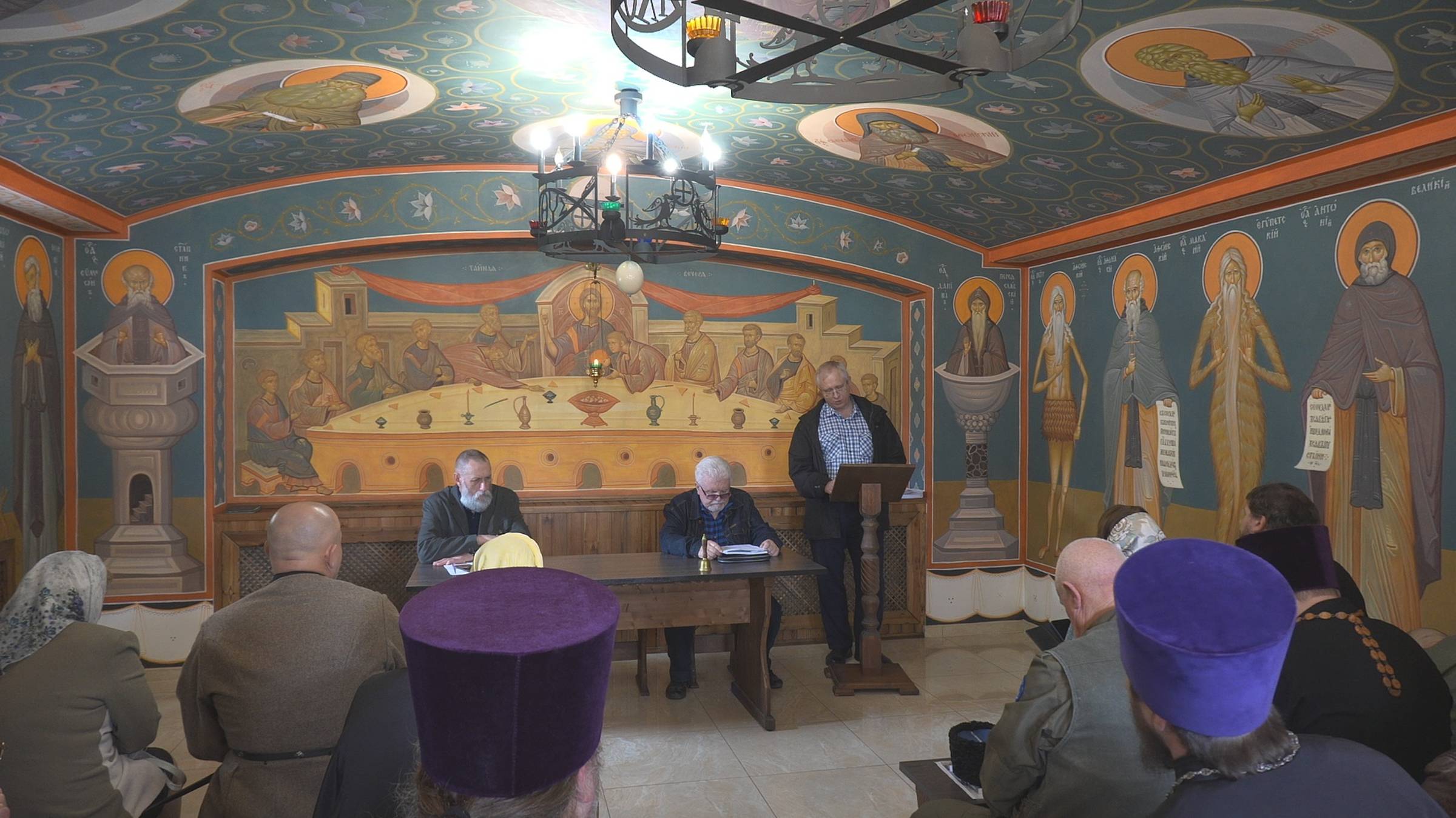 Круглый стол посвятили молитвенной жизни казаков смотреть онлайн