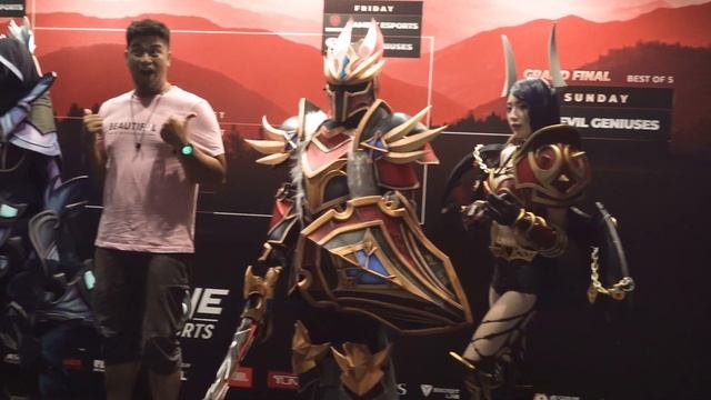 Live Watching Experience: DOTA 2 at Indoor Stadium | Singapore смотреть онлайн