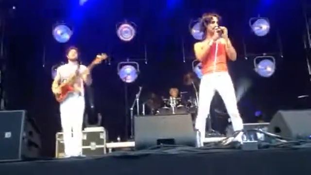 Queen by Break Free Show (I) - I Want To Break Free смотреть онлайн