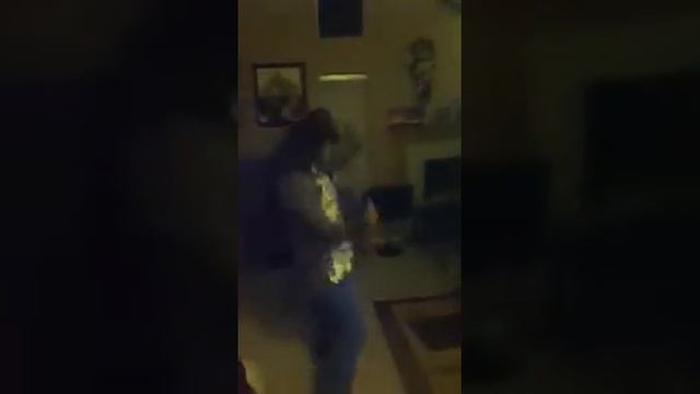 Sis and juice at party смотреть онлайн