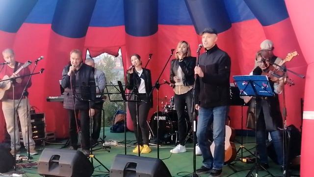 АКЦЕНТ НА ТОМСКОМ ПЕРЕКРЕСТКЕ .Солнечный Свет . Автор - Олег Непомнящих . 2022 08 26 смотреть онлайн