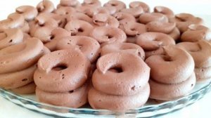 Шоколадный крем для тортов из сливок и Шоколада, без масла!