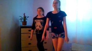 Танец под песню "Пири пи пири"