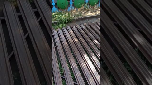 ЕВРО-ШТАКЕТНИК в ШАХМАТНОМ ПОРЯДКЕ! #стройка #евроштакетник #забор #прораб