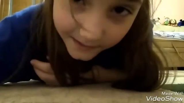 Я вас научу как сделать шпагат и стойку у стенки.