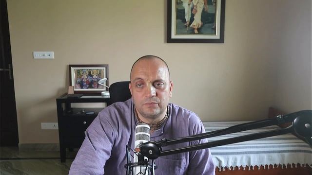 ЕМ Баларамачарйа прабху - 125. Бхагавад-гита как она есть. Стихи 9.11-12 - 2 (2023.03.17, Майапур) смотреть онлайн
