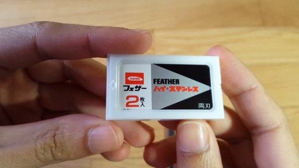 Feather® Double Edge Popular Shaving Razor (Unboxing)