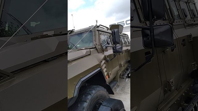 Бронеавтомобиль Буран - 10СПН, с системой автоматической подкачки колёс, был доработан для нужд СВО