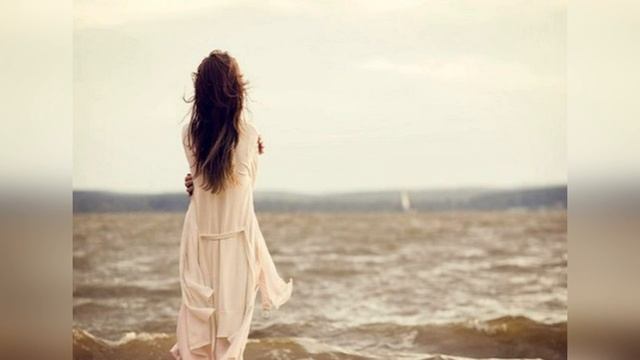 Ира Долинная Береги себя, это важно! читает Любовь Б. #стихи #поэзия #любовь #стихиолюбви смотреть онлайн