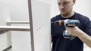 Видео инструкция по сборке узкого Комода с 3я ящиками Боскам