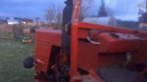 Покраска трактора т-25. Обновил помощника