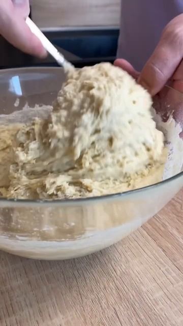 Как приготовить идеальное тесто для пирожков и булочек #тесто #дрожжевоетесто #пирожки #булочки смотреть онлайн