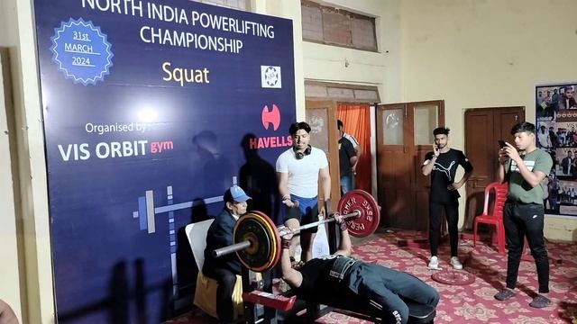 Heaviest bench press in India 🇮🇳122.5kg Weight 93.Kg #shorts #youtubeshorts 😱 смотреть онлайн
