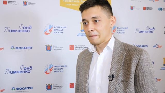 Тур 7. Интервью с Андреем Есипенко смотреть онлайн