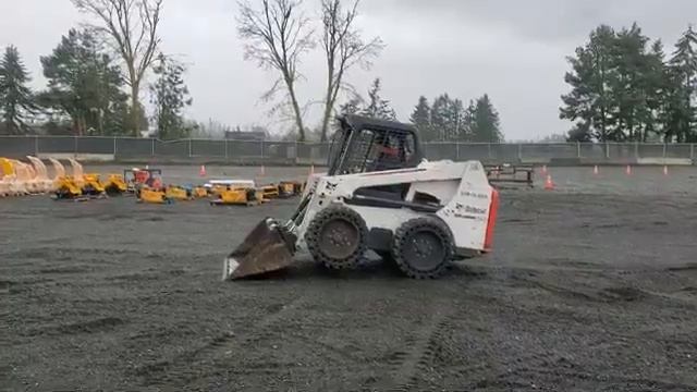 2017 Bobcat S630 Skid Steer Loader смотреть онлайн