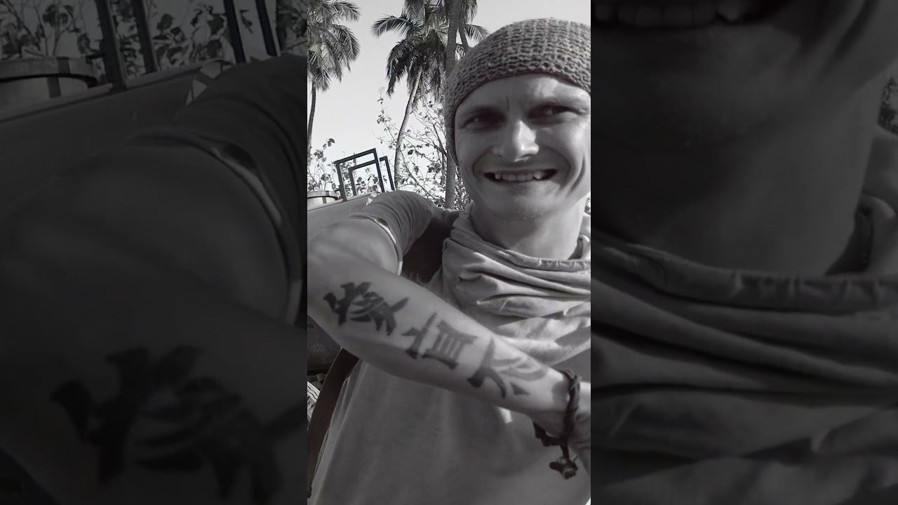 Приехали в храм в Хампи #летаемсворобьями #nature #travel #блогер #vlog