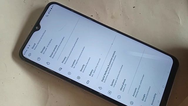 Realme c35 Display Black and White screen problem смотреть онлайн