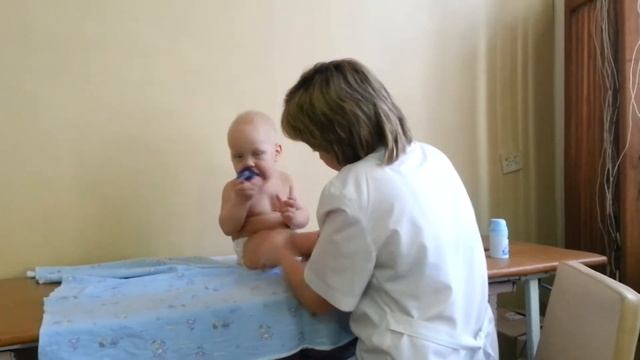 Максиму делают массаж смотреть онлайн