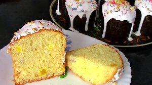 Лучший рецепт кулича с влажным мякишем на сметане.