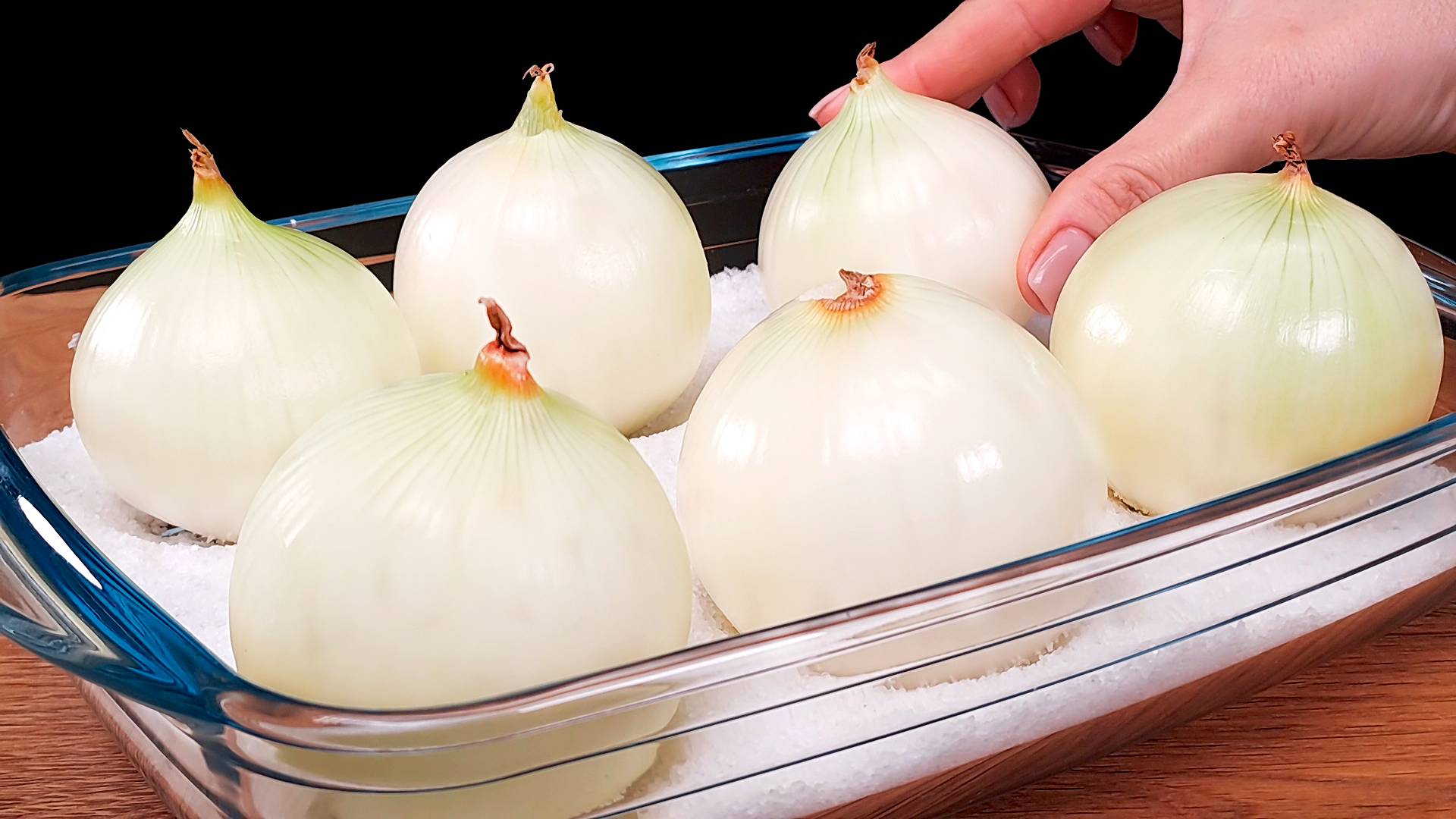 Немецкий рецепт приготовления лука с колбасками, которым поделилась одногруппница еще в институте смотреть онлайн