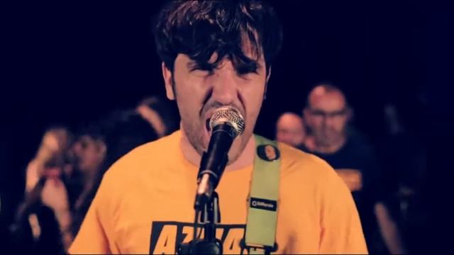 Estúpido yo - La nit més freda [VIDEOCLIP OFICIAL] смотреть онлайн