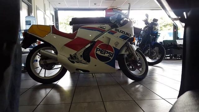 Suzuki RG250 Gamma For Sale смотреть онлайн