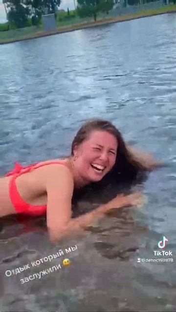 Мам, я плыву, Мама смотреть онлайн