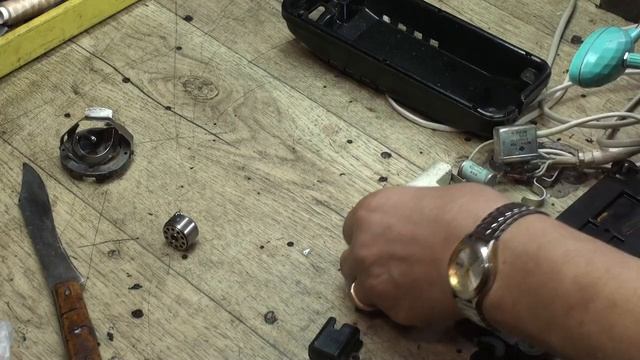 Подольск-132. Часть №1. Ремонт педали электропривода МШ. смотреть онлайн