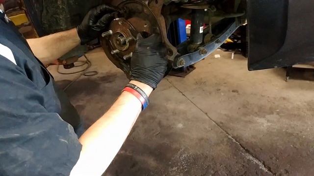 Subaru BRZ/Toyota 86/Scion Fr-S Rear Wheel Bearing Replacement How-to смотреть онлайн