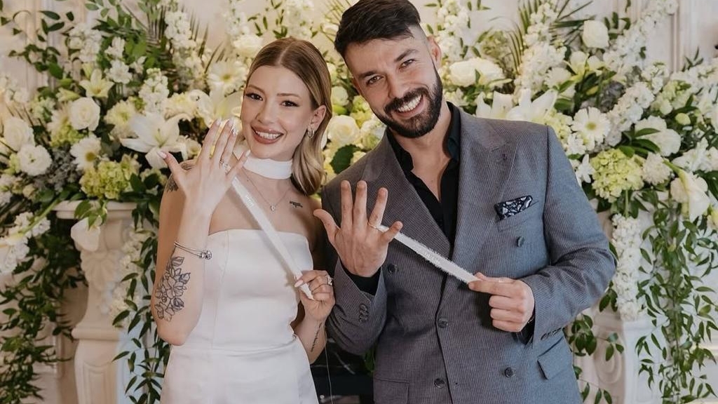 Помолвка актёра Хильми Джем Интепе! смотреть онлайн