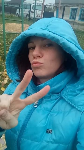 Ой, Олька, что ты там делаешь?))) смотреть онлайн