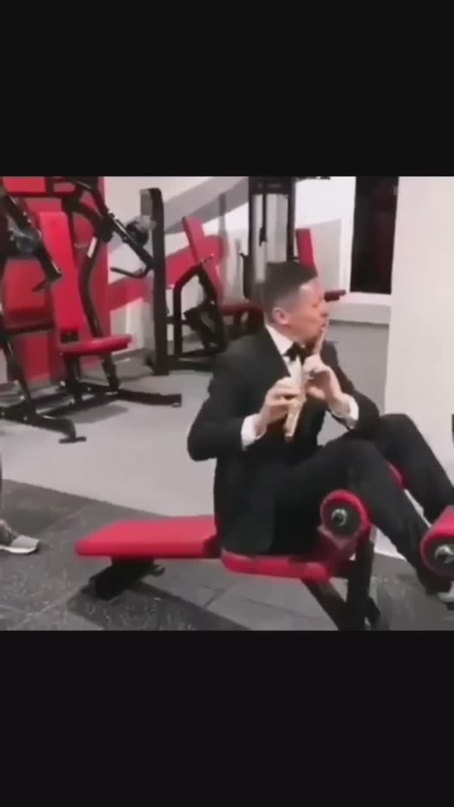 Музыкант всегда должен быть в форме! смотреть онлайн