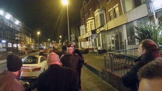 Le Lapin Noir à Blackpool - BMC 2018 - VLOG смотреть онлайн