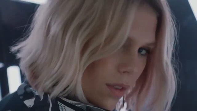 Glow Titles Premiere Pro Templates