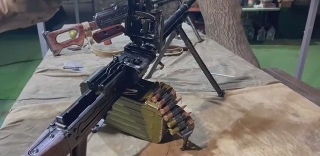 Элементы работы с пулеметом ПКМ