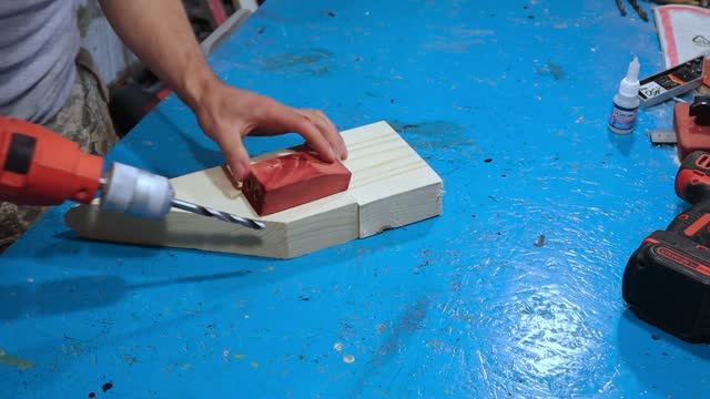 Классная идея из обрезков бруска! Полезная самоделка!