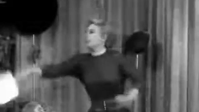 I Married Joan S1 EP12 Acrobats aired on December 31, 1952 - Classic Tv Show смотреть онлайн