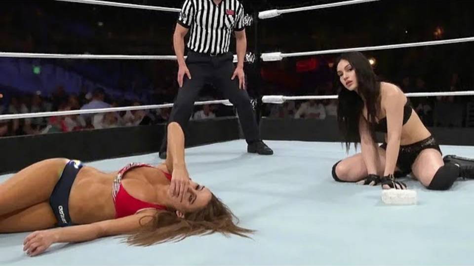 Самые сумасшедшие моменты в женском спорте (НОВИНКА) смотреть онлайн