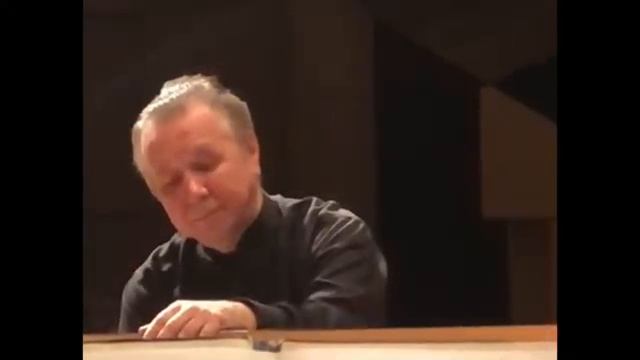 Бах Ларго Клавирного концерта фа минор BWV 1056 • Михаил Плетнев смотреть онлайн