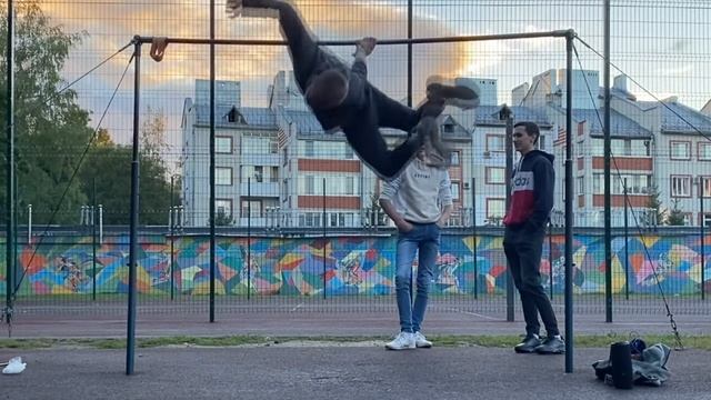 Gimbarr en Arzamas 2022 - УЛИЧНЫЕ ГИМНАСТЫ смотреть онлайн