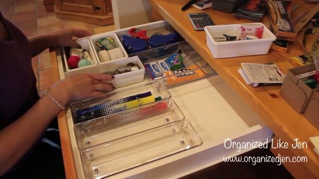 Kitchen Desk/Junk Drawer Organization (Kitchen Series 2013) смотреть онлайн