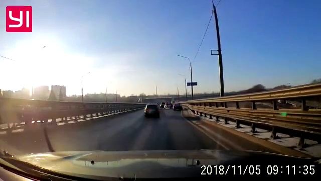 Зима подкралась как всегда неожиданно для дорожников. смотреть онлайн
