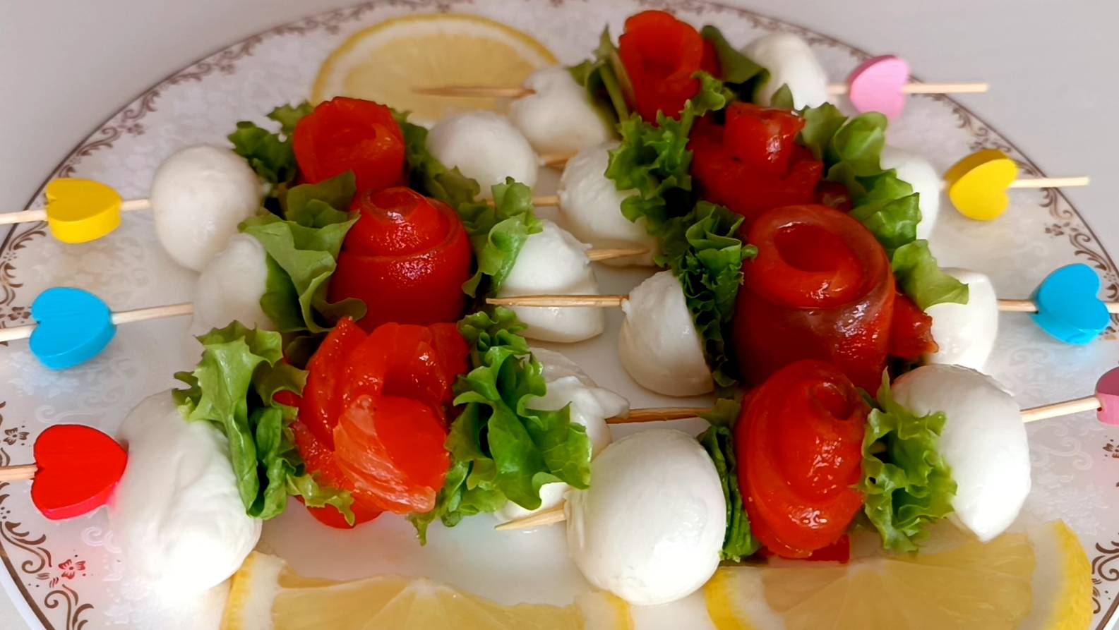 📌 Канапе с красной рыбой на шпажках - отличная закуска на праздничный стол смотреть онлайн