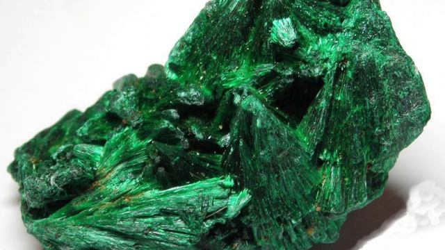 МИНЕРАЛЫ ДЛЯ ПРИВЛЕЧЕНИЯ ДЕНЕГ И БОГАТСТВА смотреть онлайн