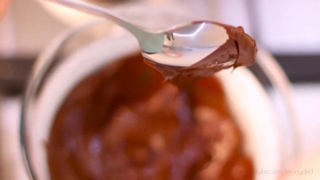 ШОКОЛАДНАЯ COCA COLA С СЮРПРИЗОМ ВНУТРИ! смотреть онлайн