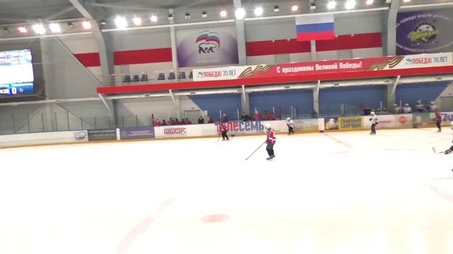 «Торнадо» - «Йети» 0:7 смотреть онлайн