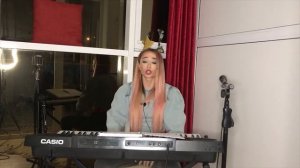 Видео о школе Люсьены Тааг