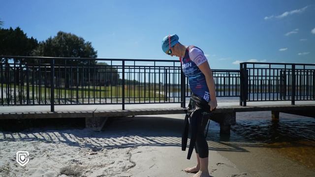 CLASH Endurance - Wetsuit Technique Tips From Alicia Kaye, Retired Pro Triathlete смотреть онлайн